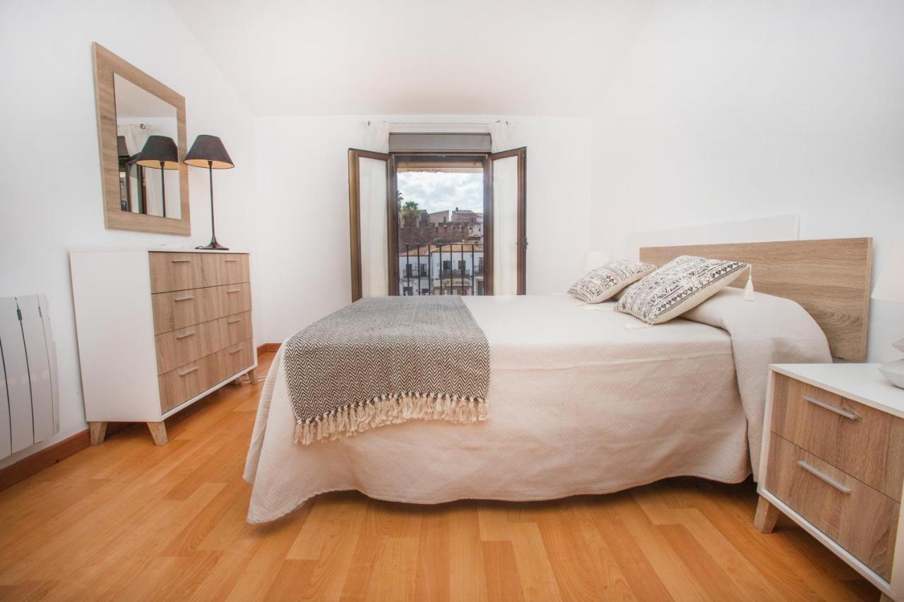 Apartamentos Soho Boutique Plaza Mayor Caces Exterior foto